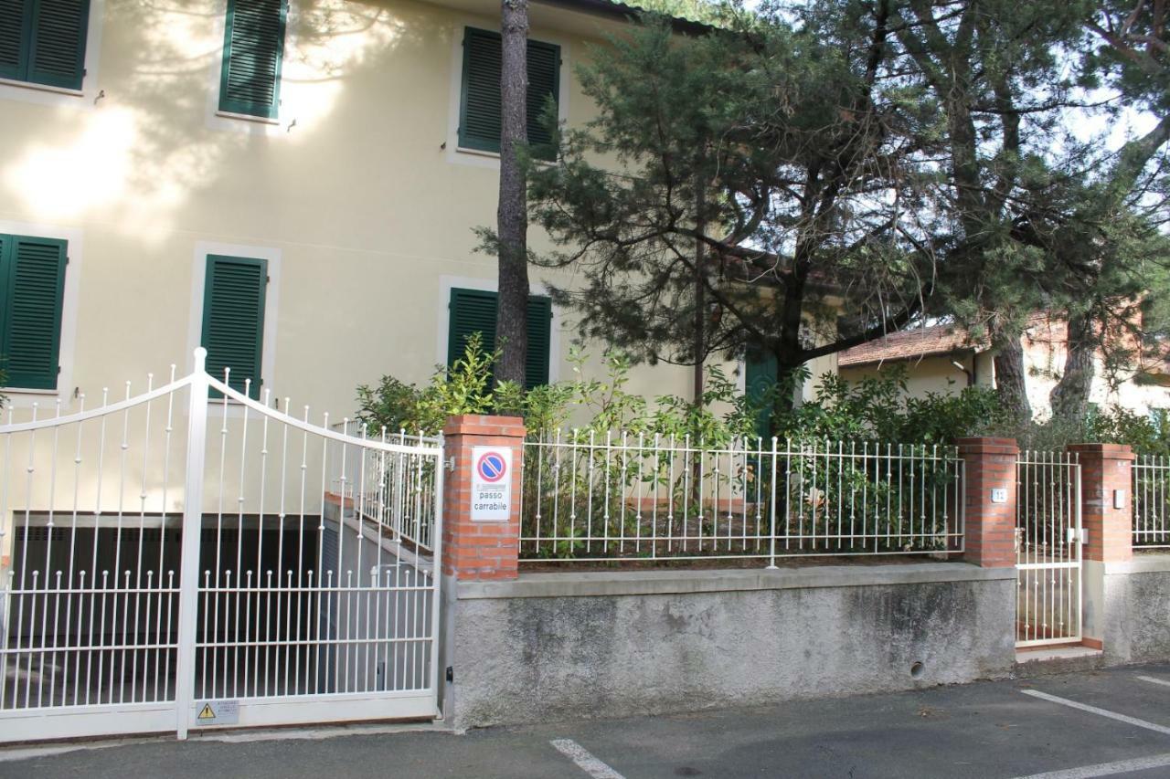 Liberius A Soli 100M Dal Mare Marina di Castagneto Carducci Eksteriør bilde